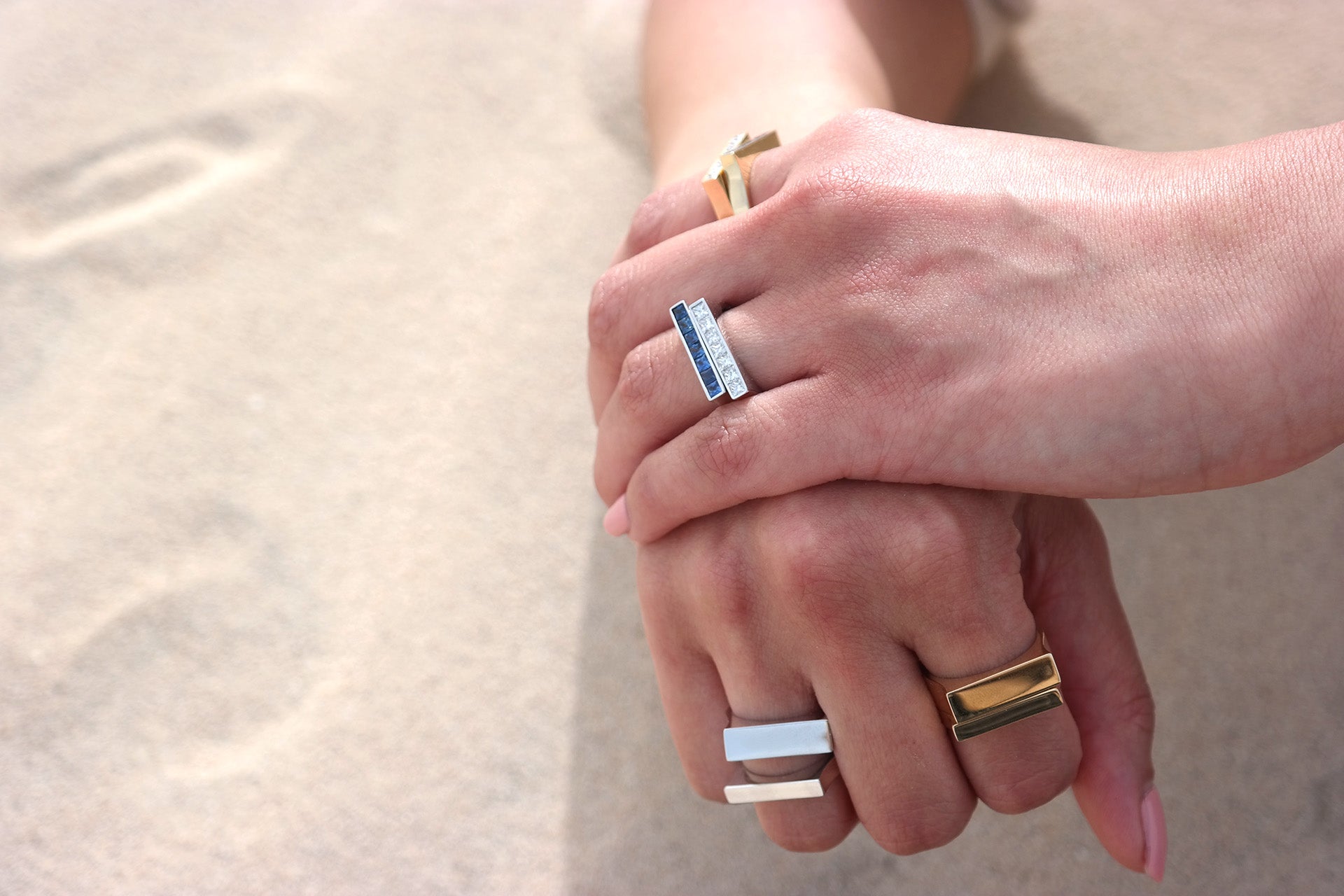 Bar Ring In Plain Gold